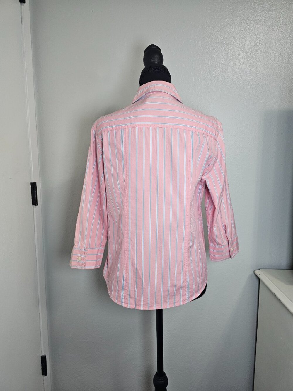 Giordano Pink & Blue Striped Button Down Shirt Women's - Size Large Fits Medium - Picture 3 of 7